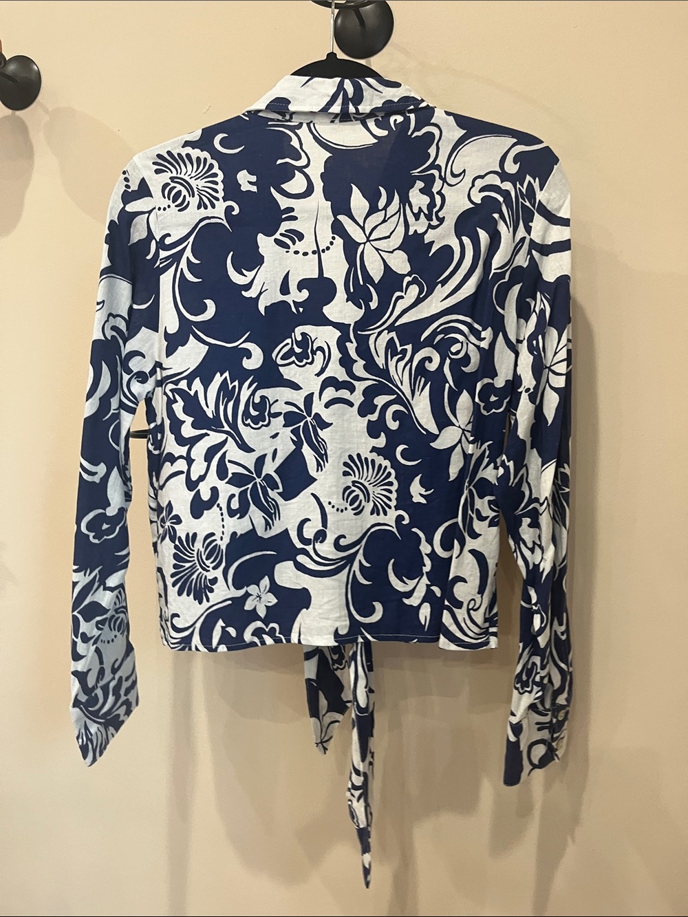 Christian Siriano Navy & White Floral Tie-Front Button Shirt - Picture 5 of 5